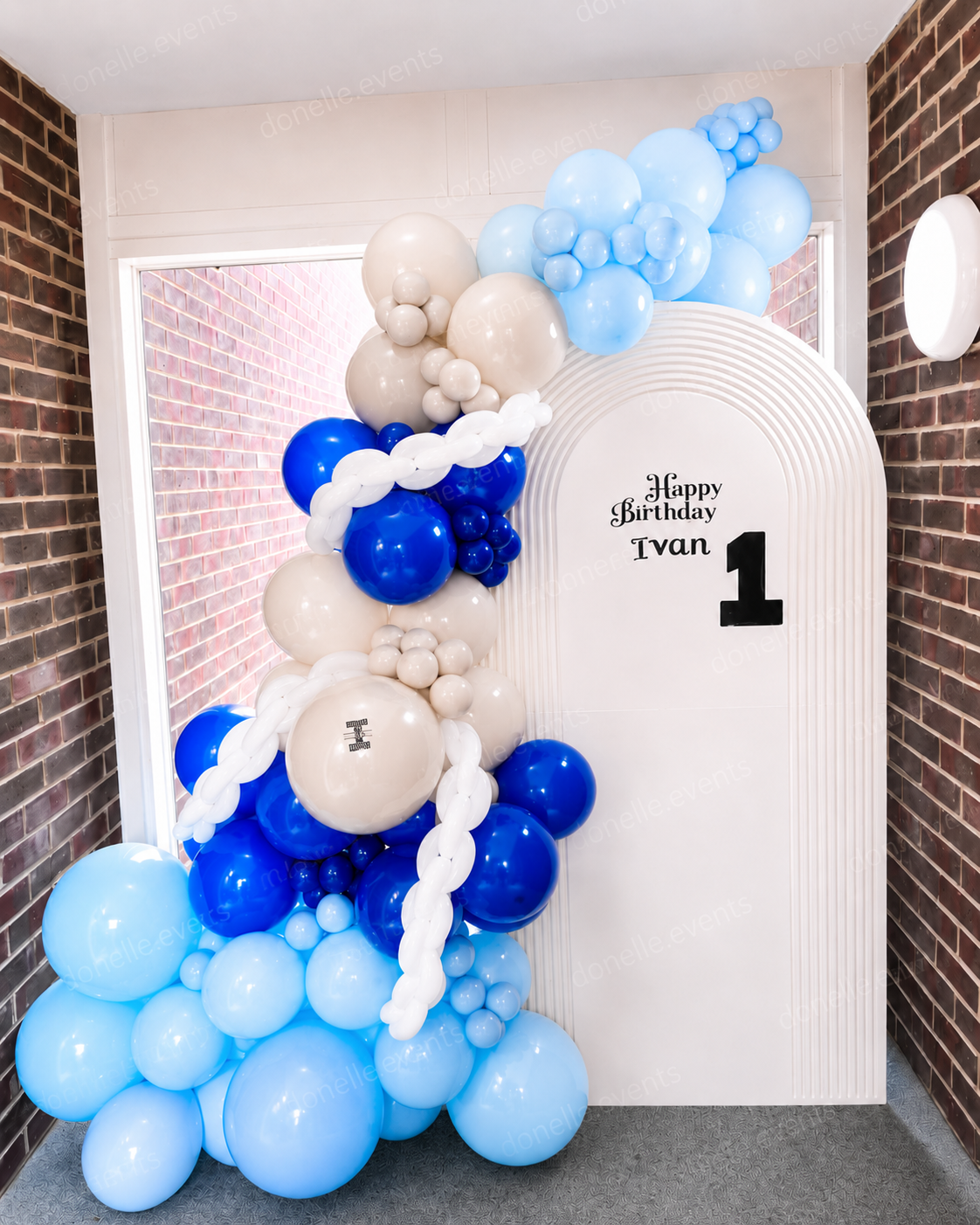 Donelle.events photos - extra single balloon stand